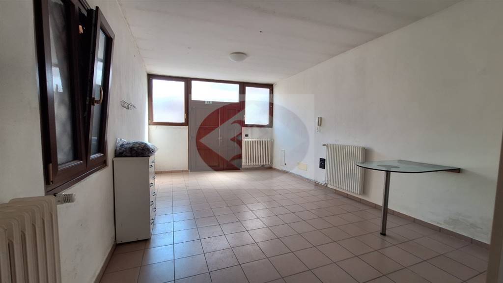 interno magazzino