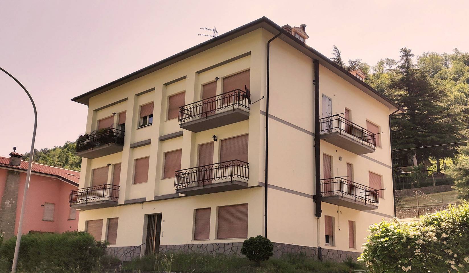 BIFORCO, MARRADI, Apartment for sale of 95 Sq. mt., Quite good conditions, Heating Individual heating system, Energetic class: G, Epi: 236,55 kwh/m2 