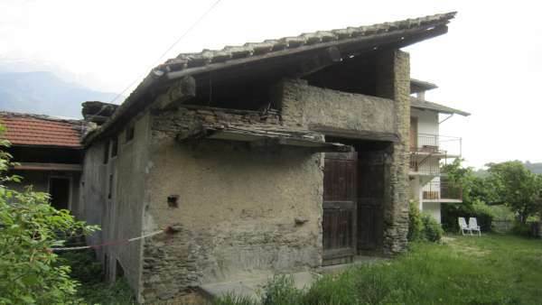 Rustic farmhouse in MEANA DI SUSA