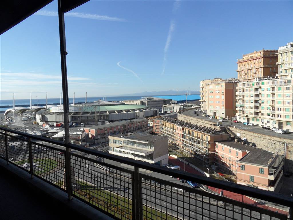 Appartamento a GENOVA