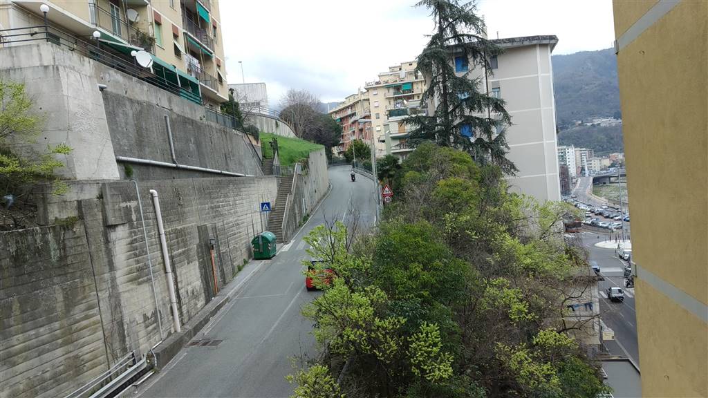 Appartamento a GENOVA