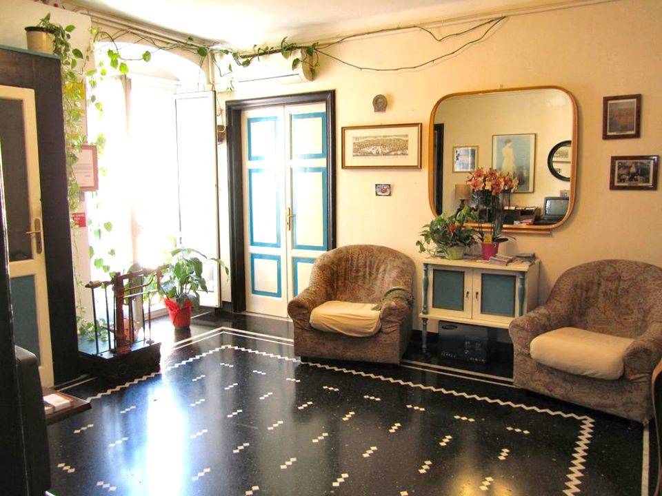 Hotel a GENOVA