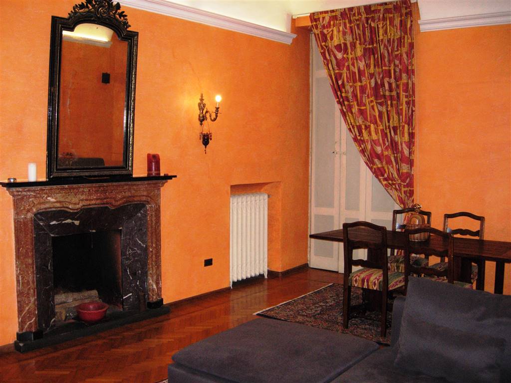Appartamento in Piazza Mazzini a Casale Monferrato