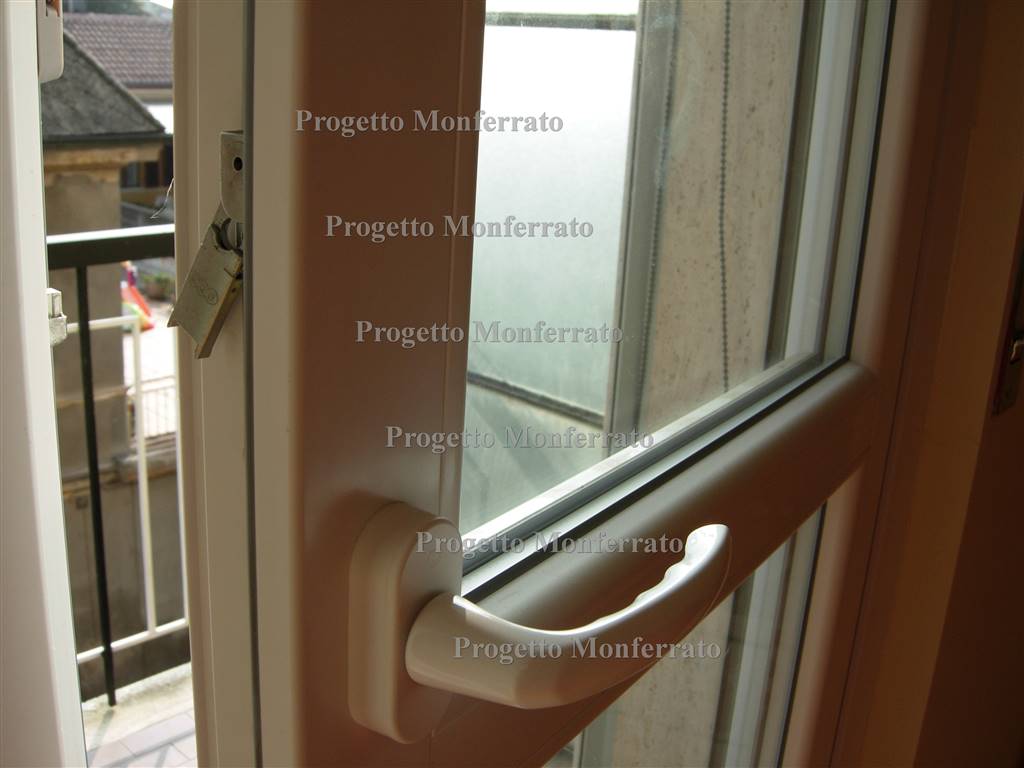 PARTICOLARE SERRAMENTI