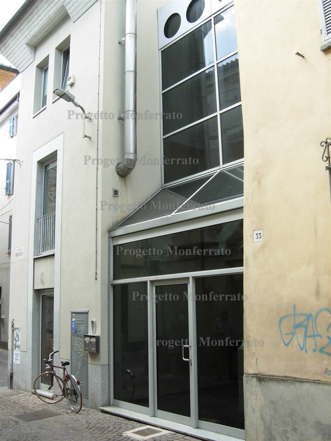 INGRESSO ABITAZIONI