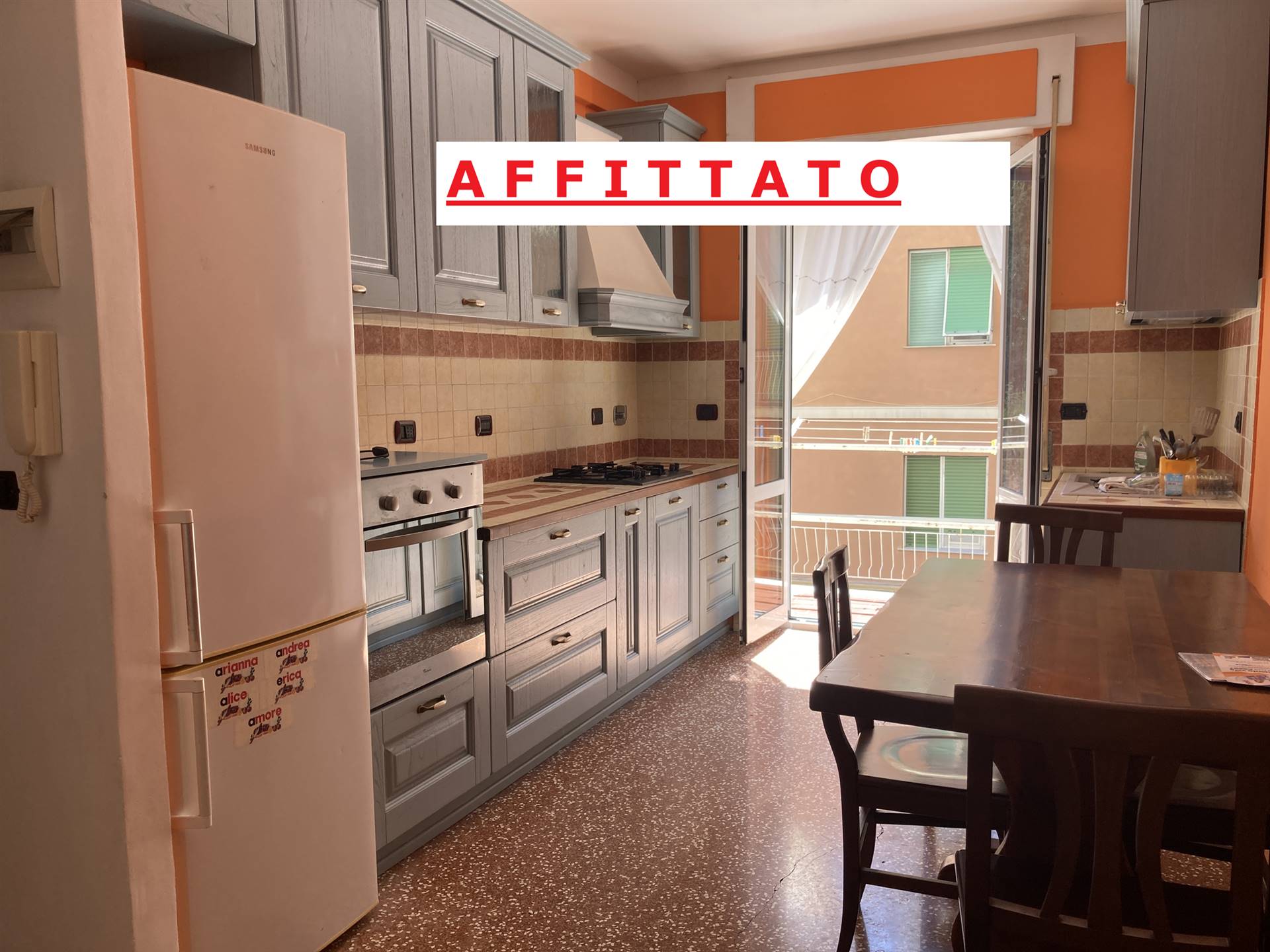 Appartamento a GENOVA