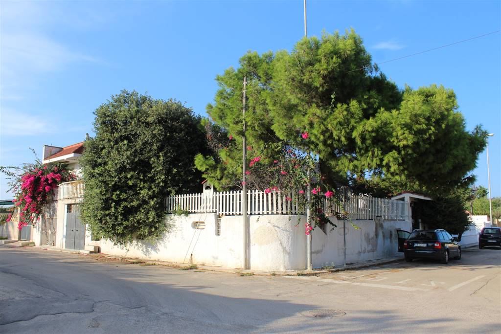 Villino a TORCHIAROLO