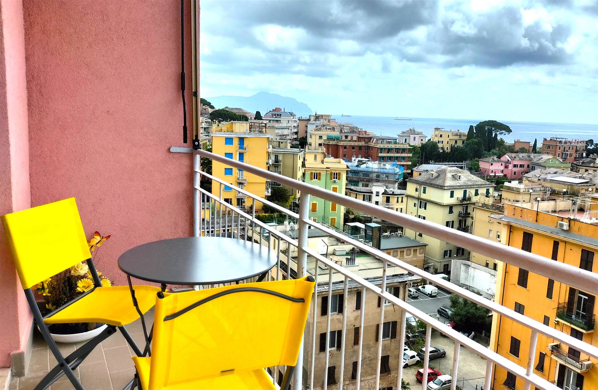 Appartamento a GENOVA